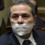 القبض على الإعلامي المصري توفيق عكاشة