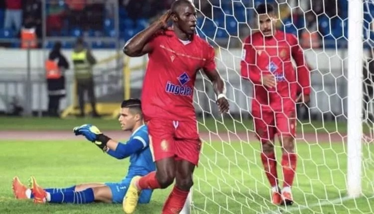 االوداد يهزم  اتحاد تواركة ويتصدر الدوري المغربي مؤقتا