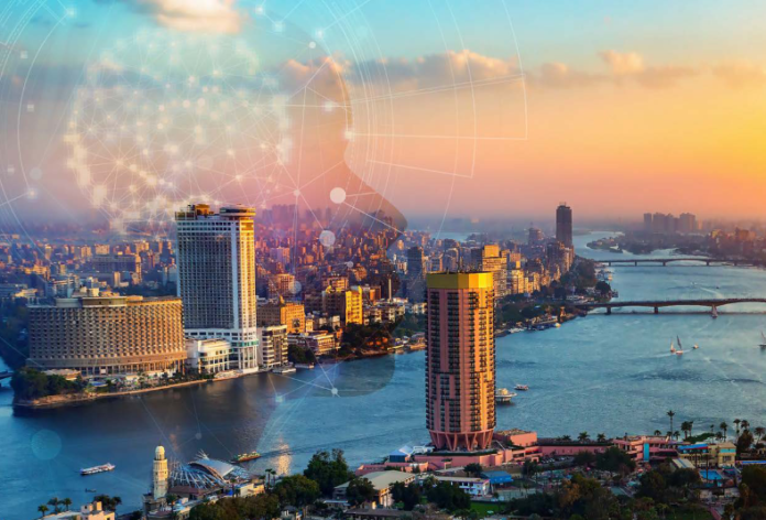 مع تصاعد الحرب التي تقودها الولايات المتحدة وإسرائيل ضد إيران، دخل الاقتصاد العالمي مرحلة جديدة من الاضطراب، كان لها انعكاس مباشر على اقتصادات الشرق الأوسط، ومن بينها الاقتصاد المصري.