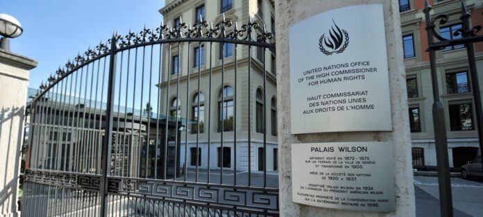 حث فولكر تورك، مفوض الأمم المتحدة لحقوق الإنسان، إسرائيل على إلغاء قانون اعتمده برلمانها أمس بشأن إعادة فرض عقوبة الإعدام، بشكل شبه حصري على الفلسطينيين. ووصف القانون بالتمييزي وقال إنه يتعارض مع الالتزامات الإسرائيلية بموجب القانون الدولي.