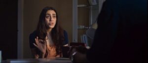 الممثلة إيمان المشرفي في إحدى لقطات الفيلم